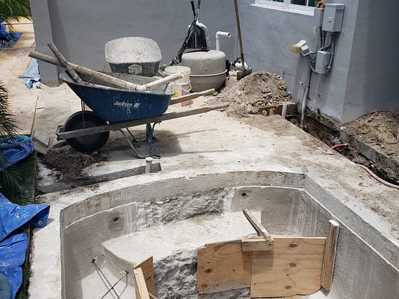Pool & Deck Remodeling - Pools Finishing Inc.